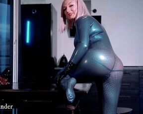 Curvy MILF in latex rubber catsuit Arya Grander in fetish video