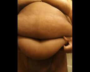 Ssbbw slut shaking & jiggling her fat for your approval