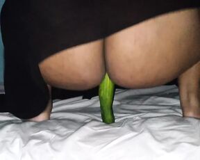 Arabian women have sex with cucumbers in Singapore